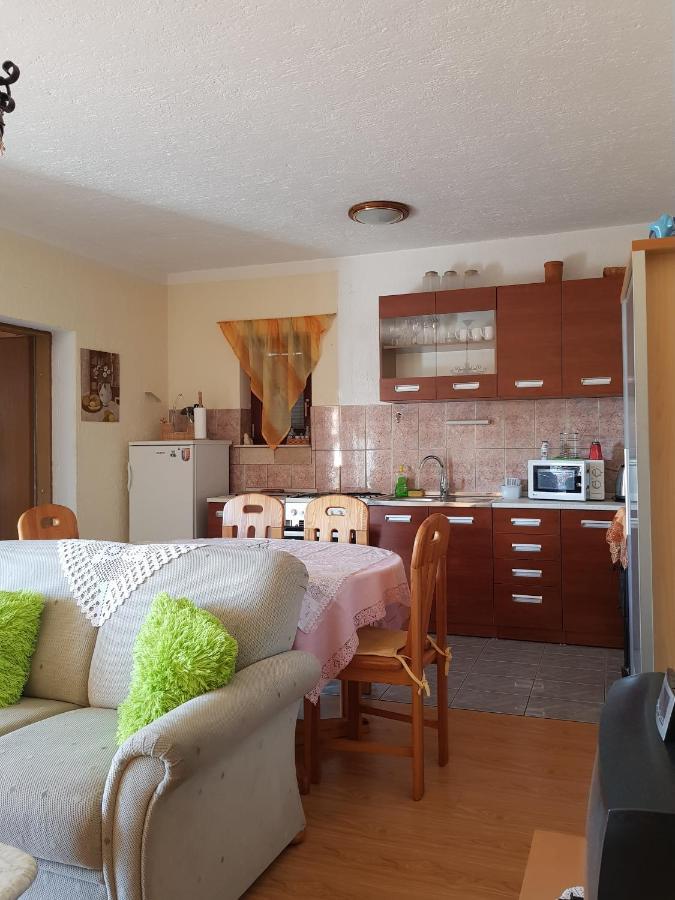 Apartments Varga 塞尼 外观 照片