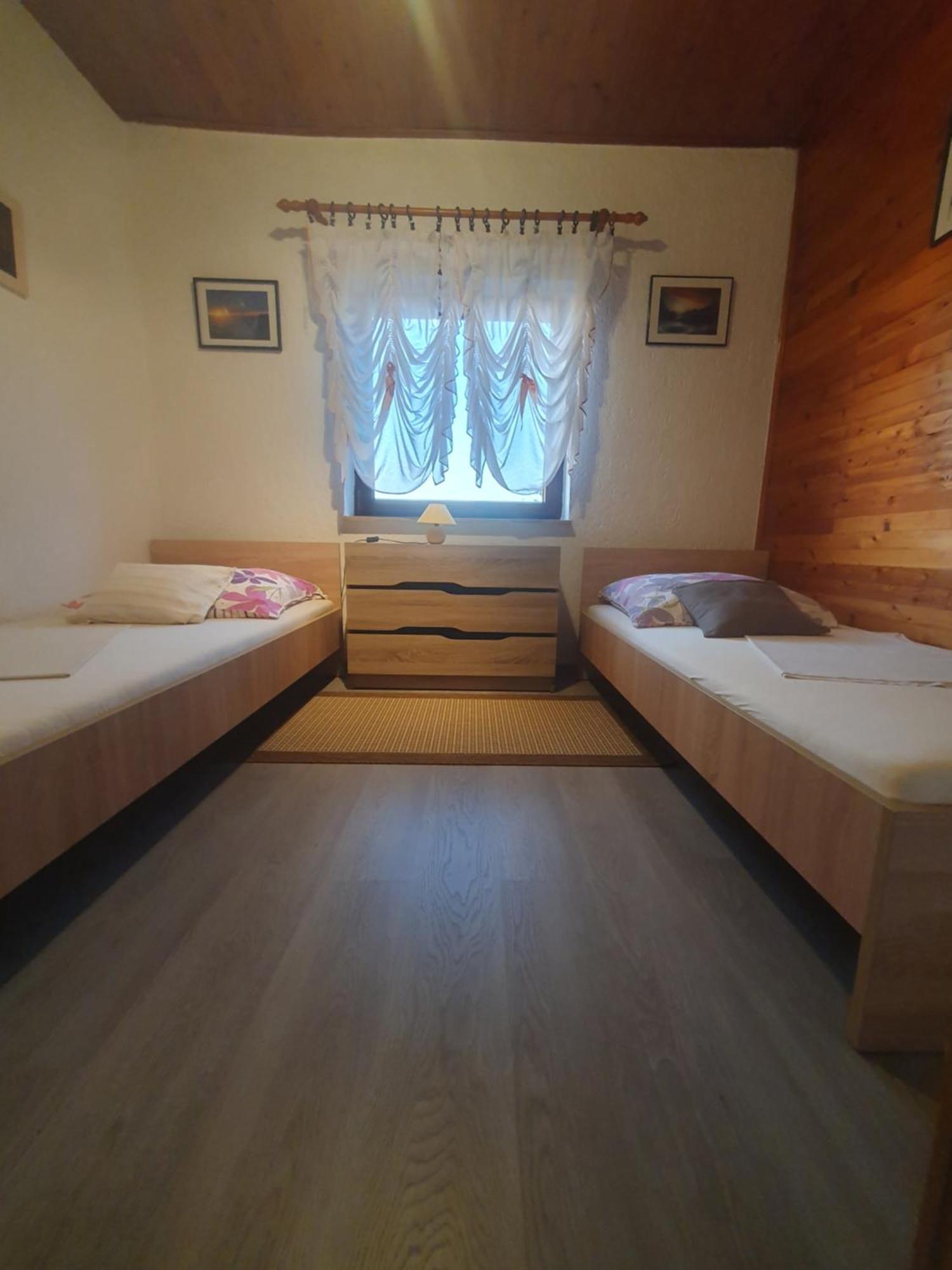 Apartments Varga 塞尼 外观 照片