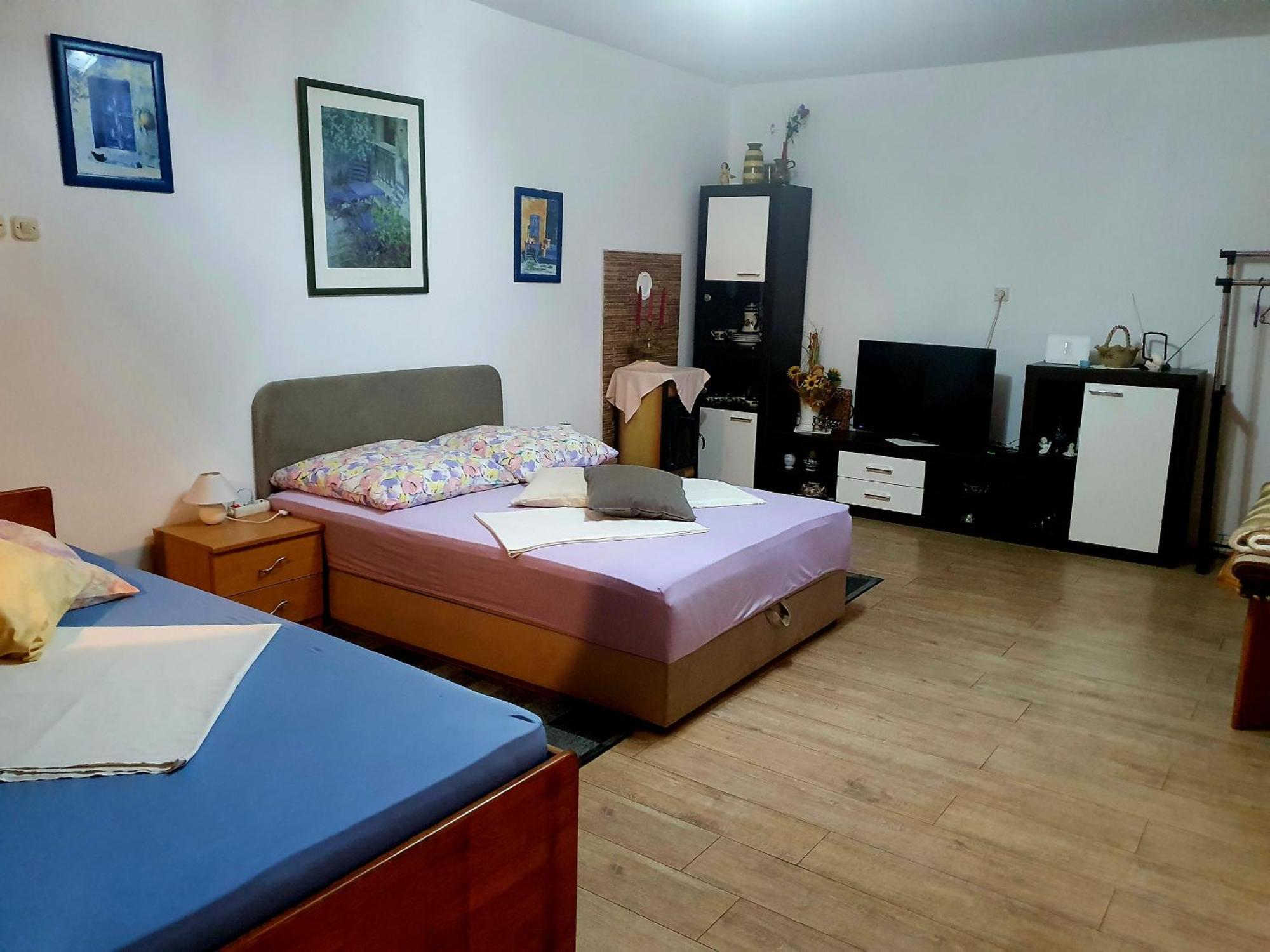 Apartments Varga 塞尼 外观 照片